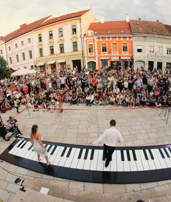 piano piazza