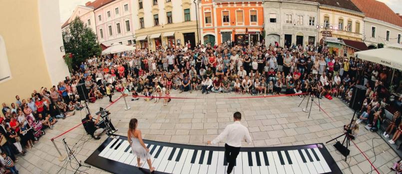 piano piazza
